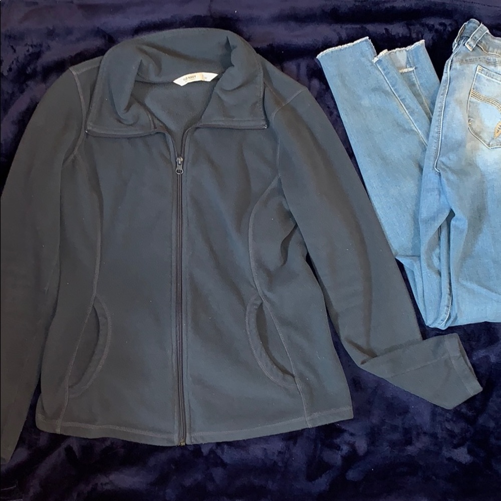 * Medium zip up collared jacket